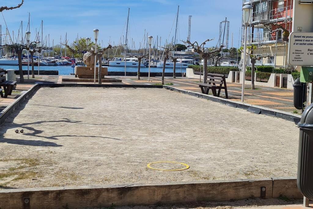 Appartement Avec Balcon, Vue Mer, Piscine, Parking Agde Exterior photo